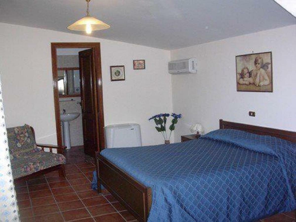 Bed and Breakfast La Casa Sull'Aia,Av Santo Stefano del Sole Екстер'єр фото