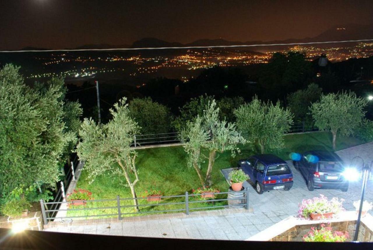 Bed and Breakfast La Casa Sull'Aia,Av Santo Stefano del Sole Екстер'єр фото