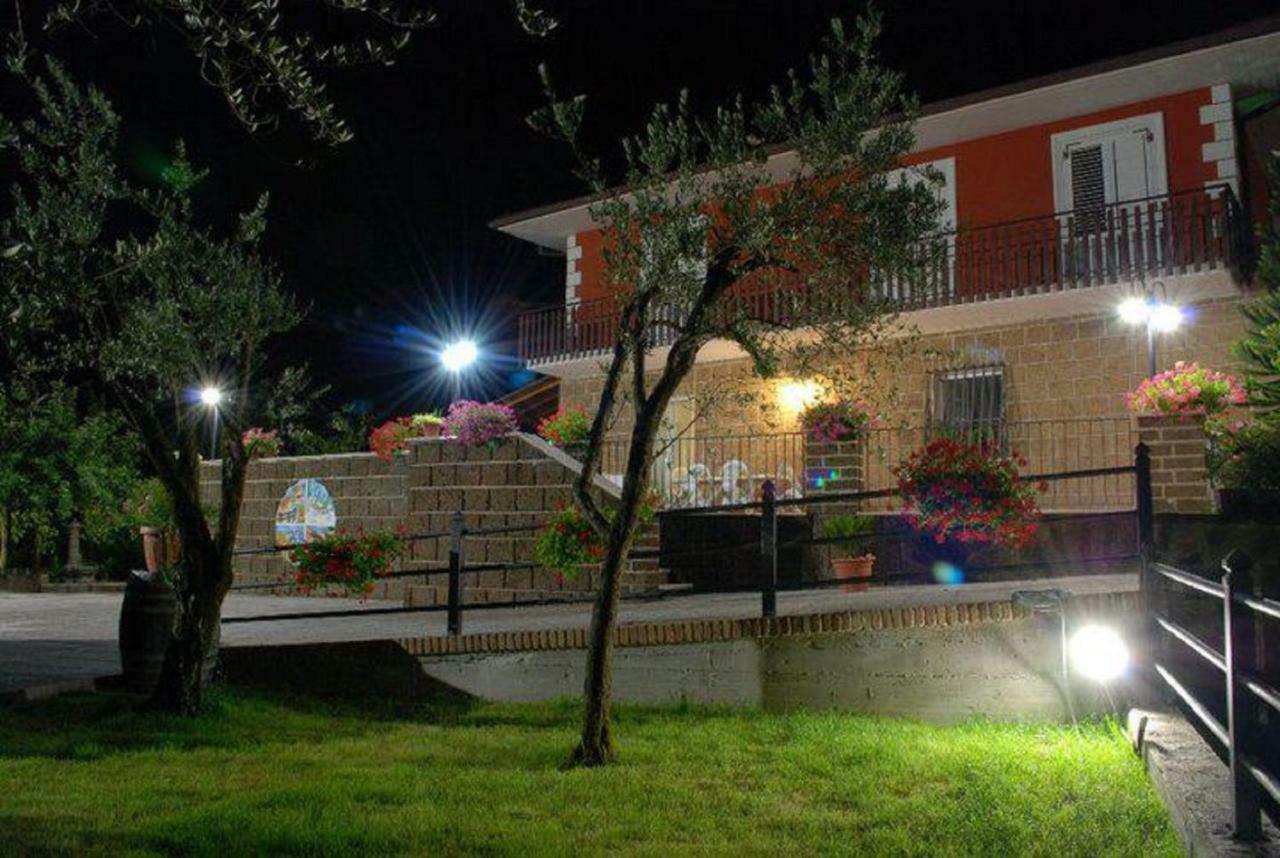 Bed and Breakfast La Casa Sull'Aia,Av Santo Stefano del Sole Екстер'єр фото